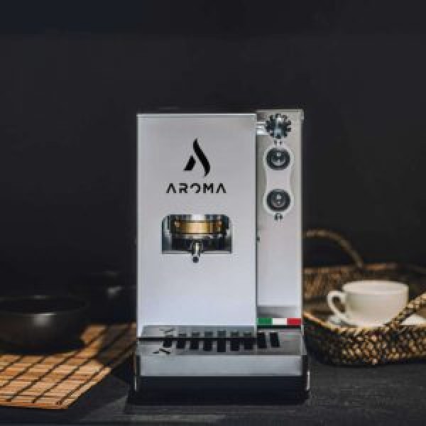 COFFEE POD MACHINE - PLUS + SILVER